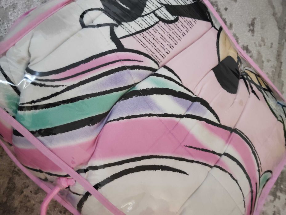 Edredão minnie e unicórnio para cama de solteiro