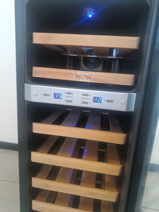 Двозонна винна шафа CASO WineDuett 21 (на 21 пляшку)