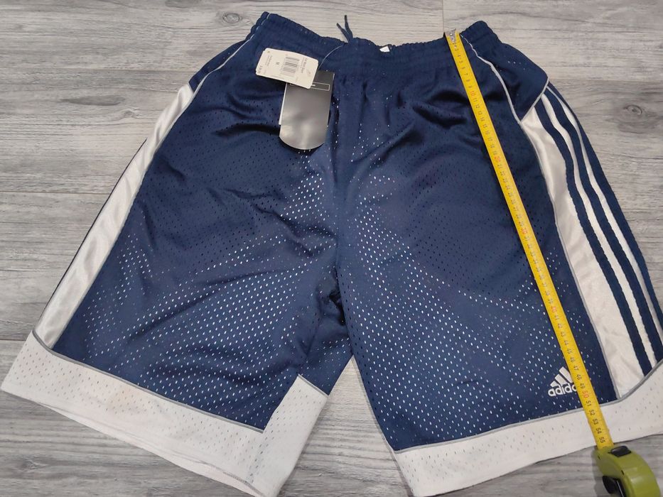 Krótkie spodenki do koszykówki Adidas r.M