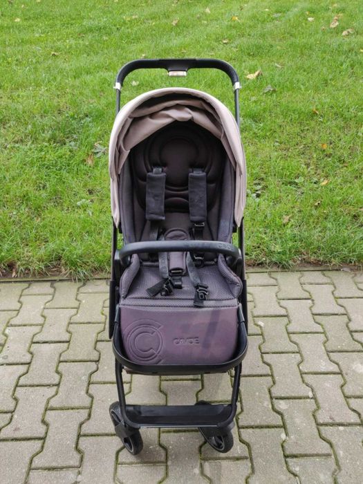 Spacerówka CAVOE moi do 22 kg wraz z gondolą