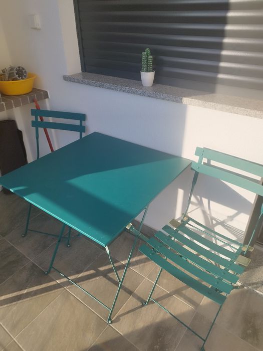 Mesa de varanda c/ cadeiras