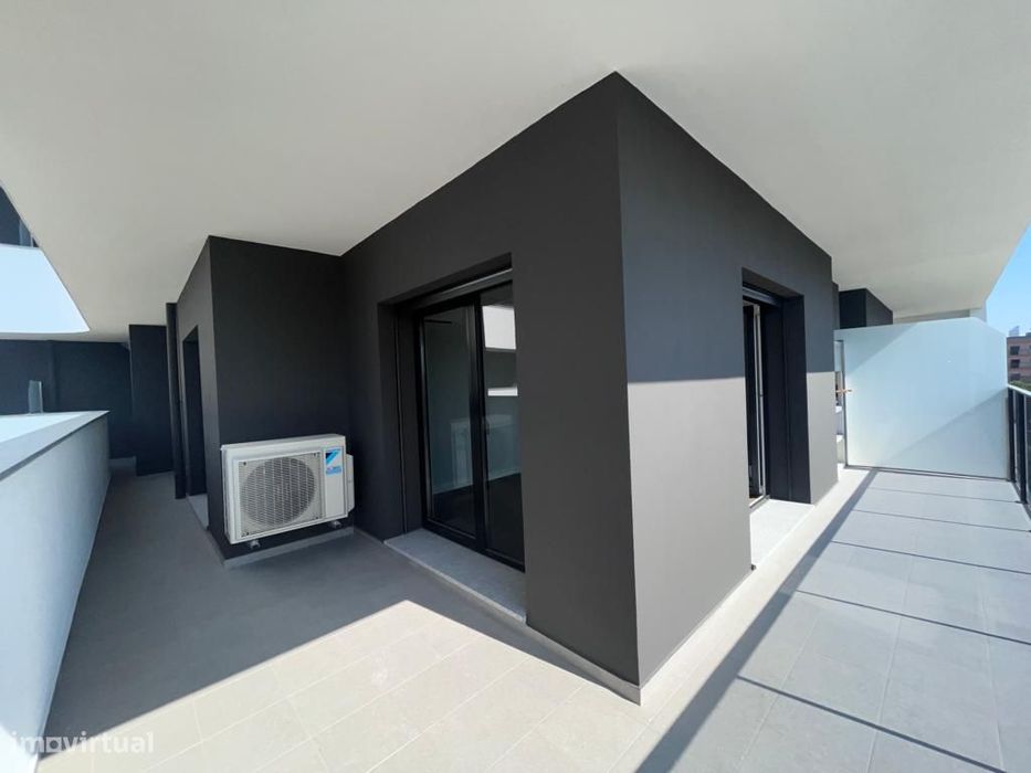 T2 Com Cozinha Equipada - Viseu