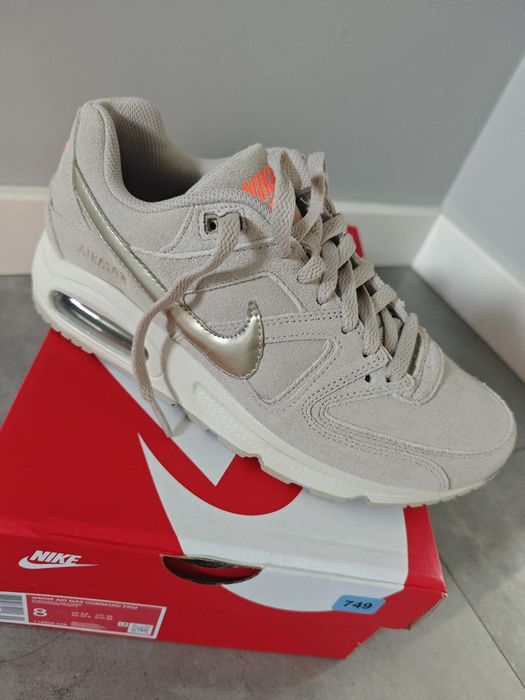 Nike AIR MAX COMMAND rozm. 39