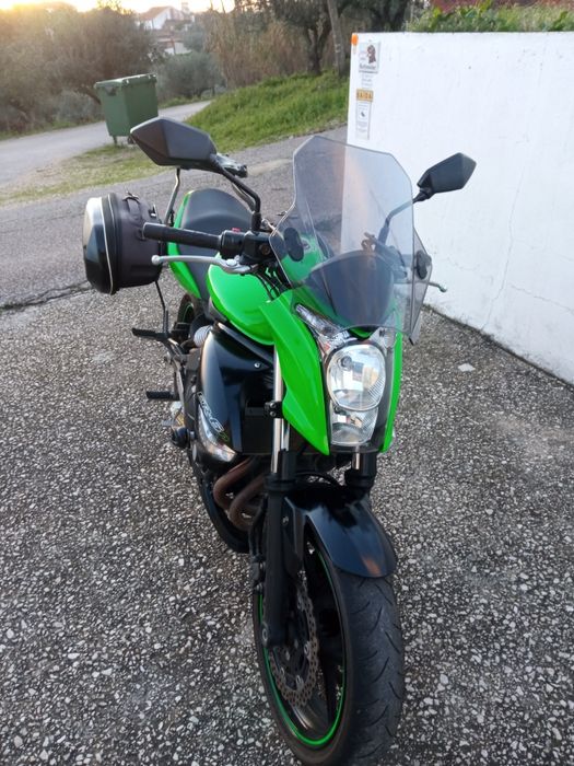 Kawasaki er6n 2010