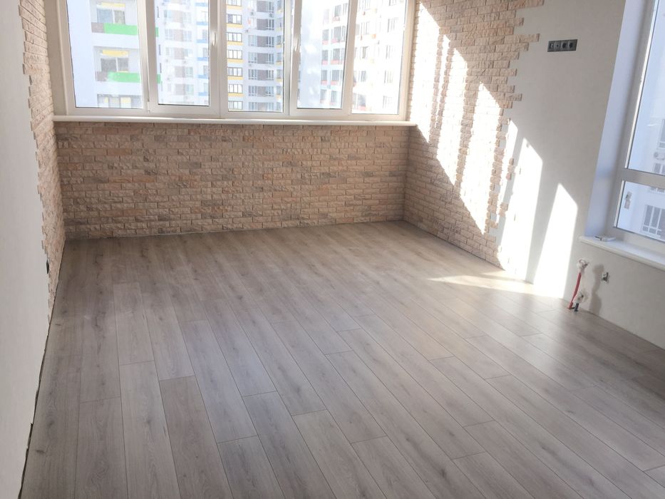 Укладка ламіната плінтусів паркетна дошка від 150