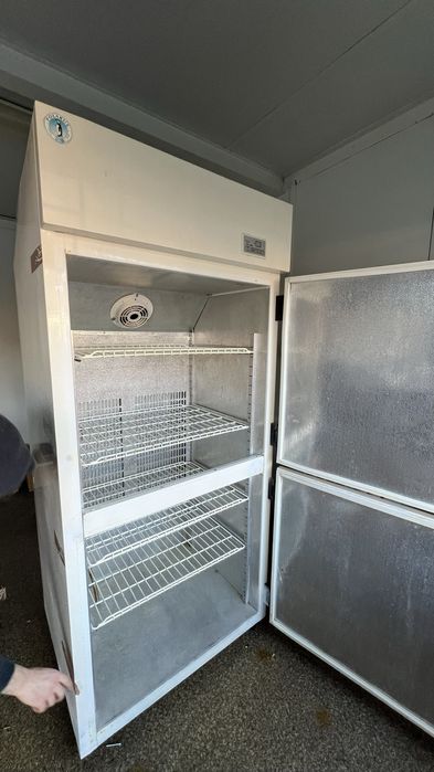 Sprzedam lodówkę gastronomiczną