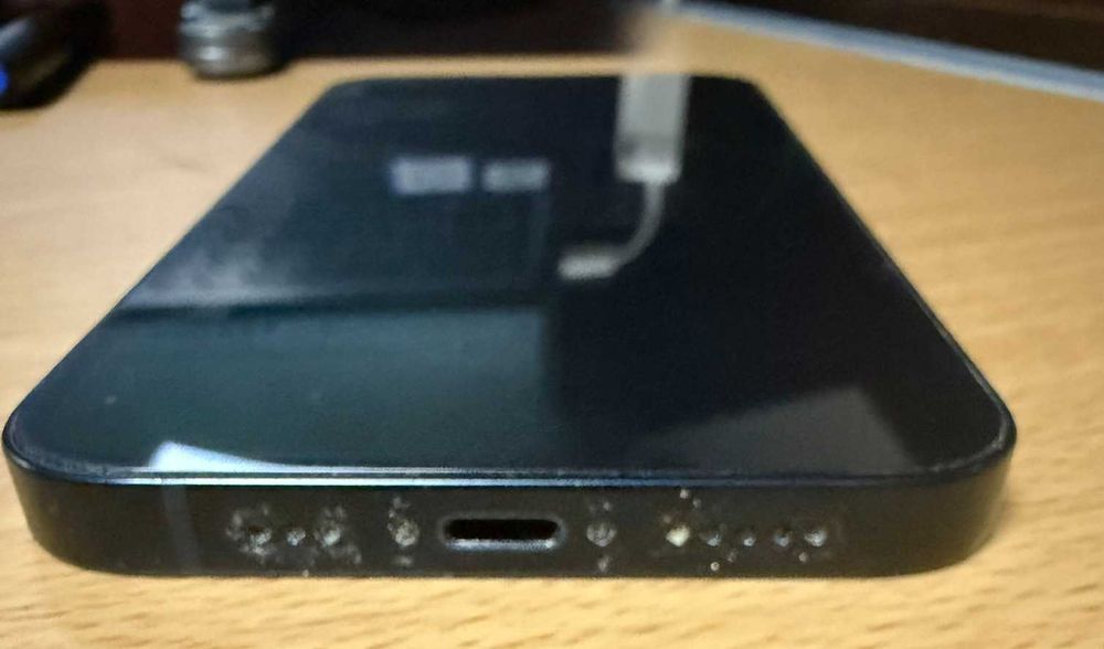 IPHONE 13 - 2021