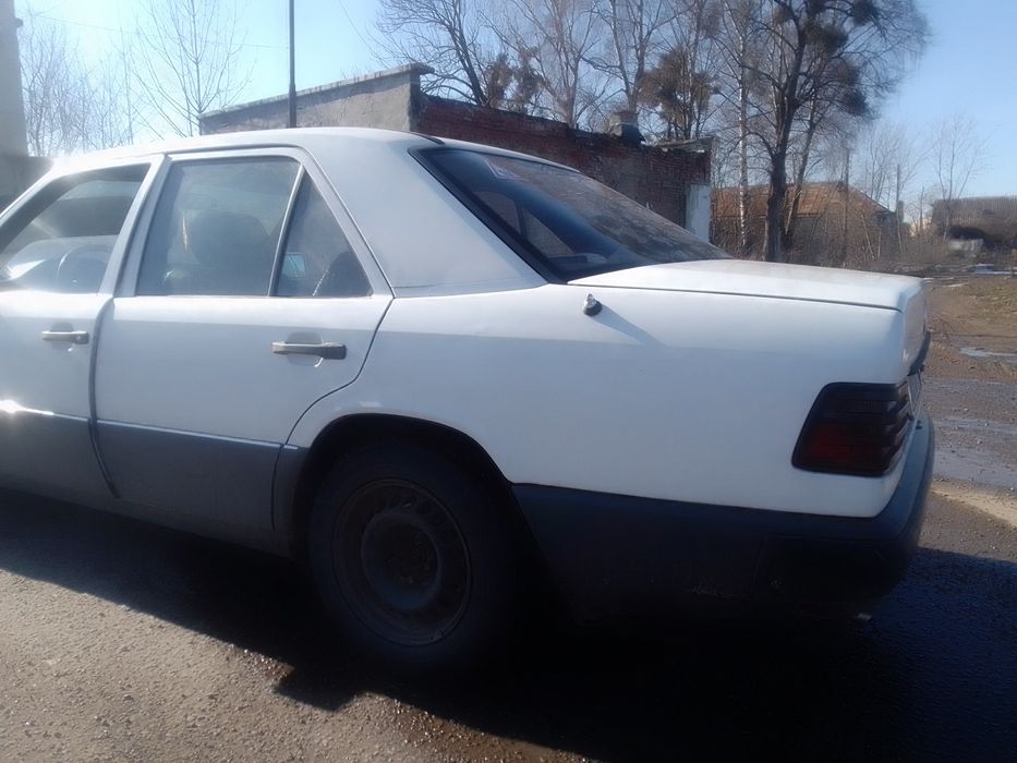 Продам мерседес 124