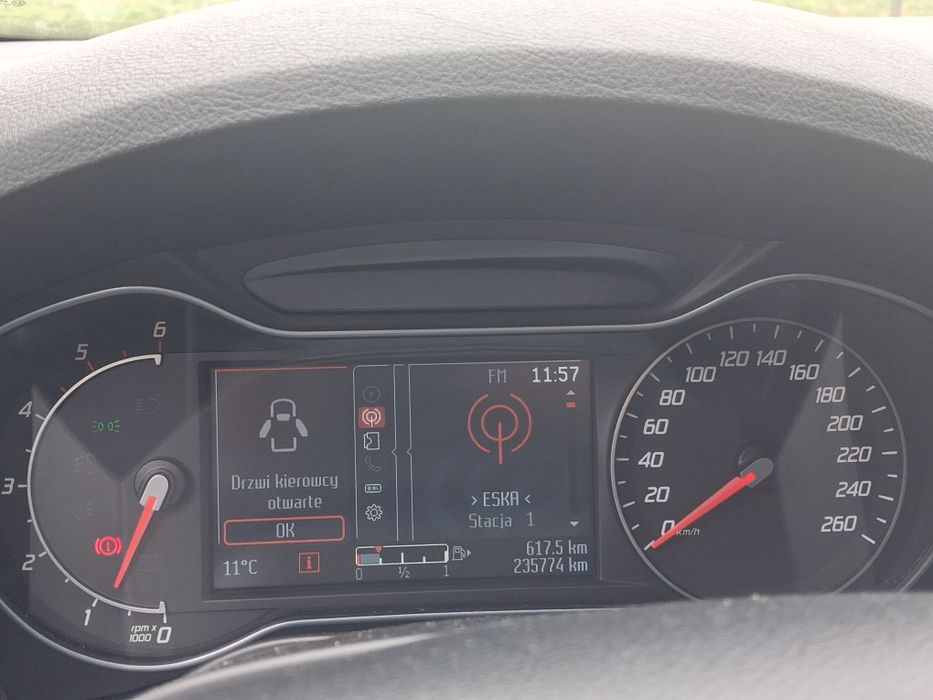 Ford s max  diesel 5 osób