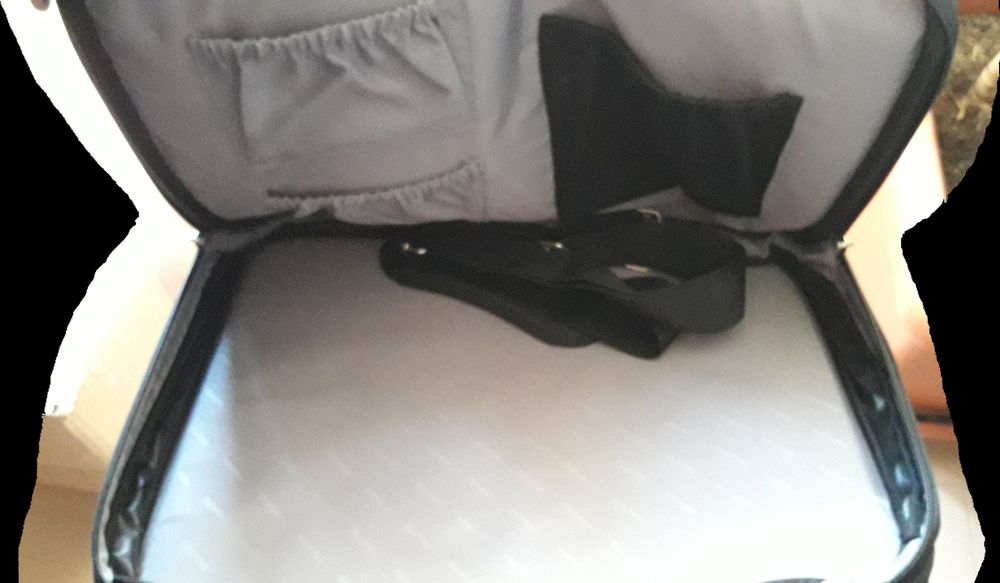 Mala Toshiba para portátil, preta, como nova64751136138371123