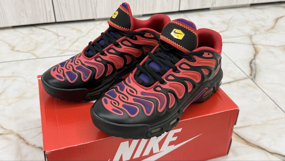 Кросівки Nike Air Max Tn Plus Drift 42