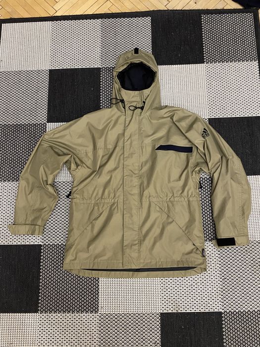 Vintage adidas adventure climashell/gore-tex