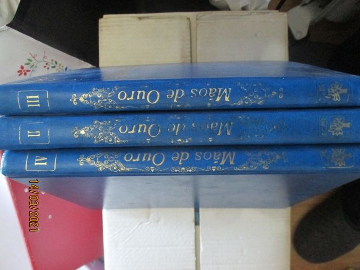 3 volumes de Mãos de Ouro (1968)