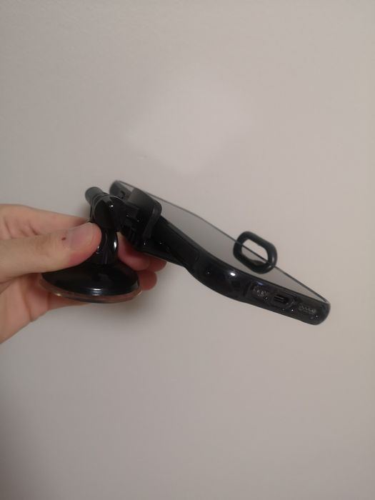 Suporte para telemóvel ajustável