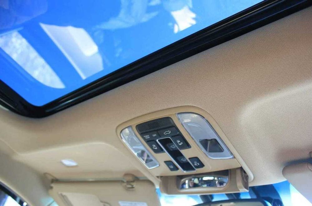 Kia Carnival III, 2019 року. Двигун 2.2 дизель, 202 к.с