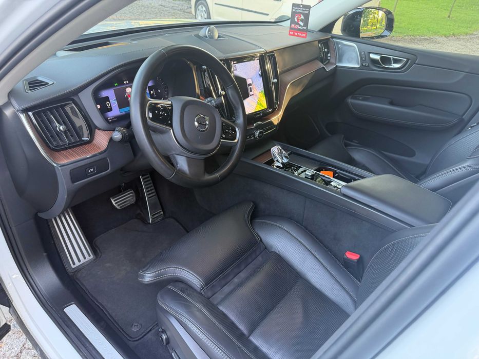 Volvo XC60 B5 AWD FULL OPCJA | Bowers&Wilkins  | Pneumatyka | Gwarancja | 0 zl Odstępne
