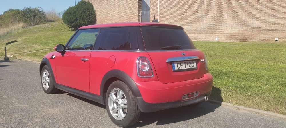 Mini Cooper diesel plus jcw (motor bmw)aceito retoma/impecável