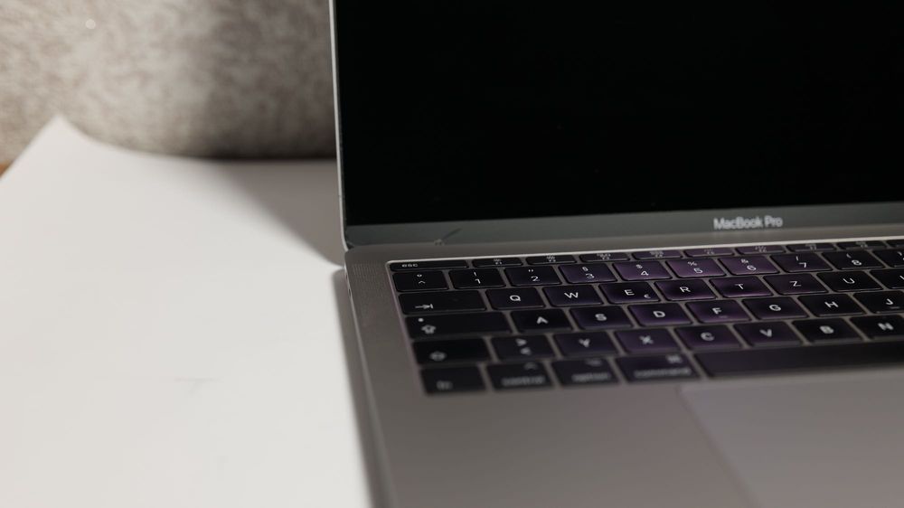  MacBook Pro 13” 2017 (A1708) i5 • 256GB • 16GB RAM #73