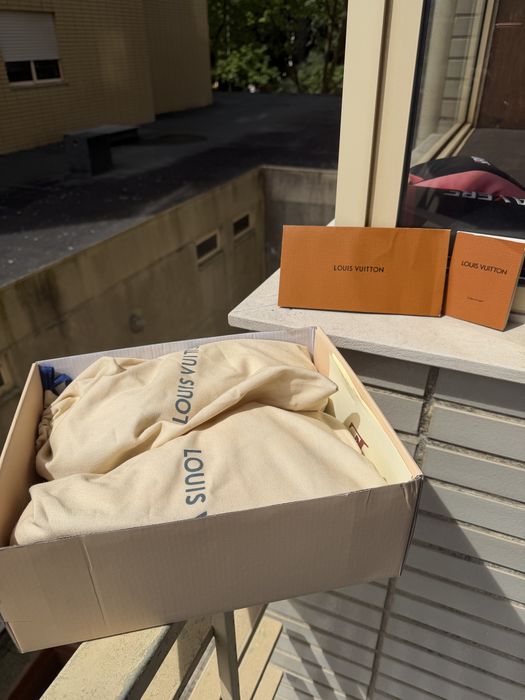 Louis vuiton trainer cinza