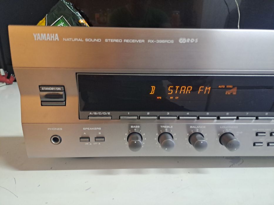 50Amplituner Yamaha RX-396 RDS