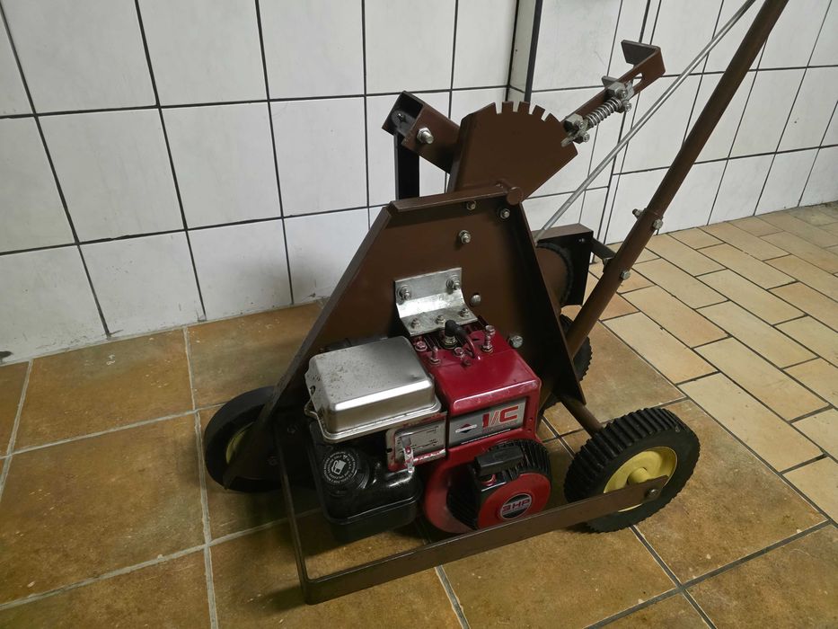 Wycinarka Darni Ryan obrzynarka do obrzeży trawników Turfco BILLY GOAT Podcinarka do darni Camon  Ryan