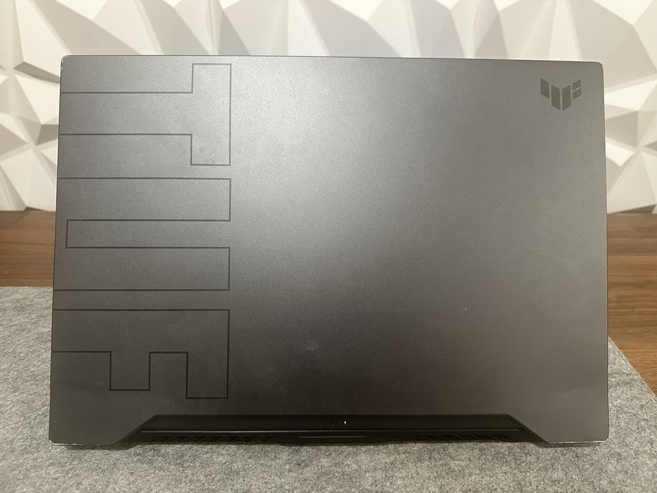 ASUS TUF Dash F15 | i7-11370H | RTX 3050 | 16GB RAM | 144hz IPS