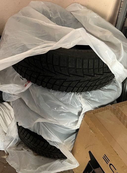 Резина R17 225/65 комплект
