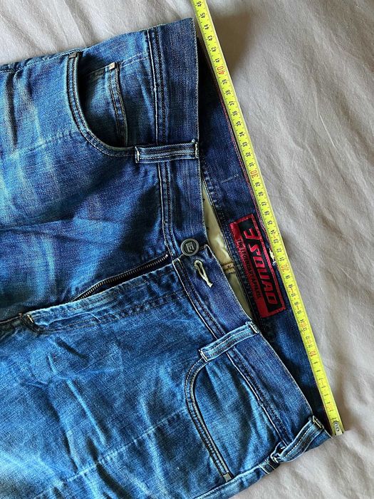 Calças marca ESquad