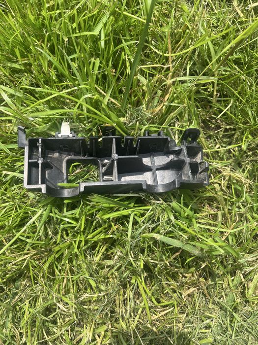 Кронштейн крила .Кронштейн бампера Hyundai Tucson.