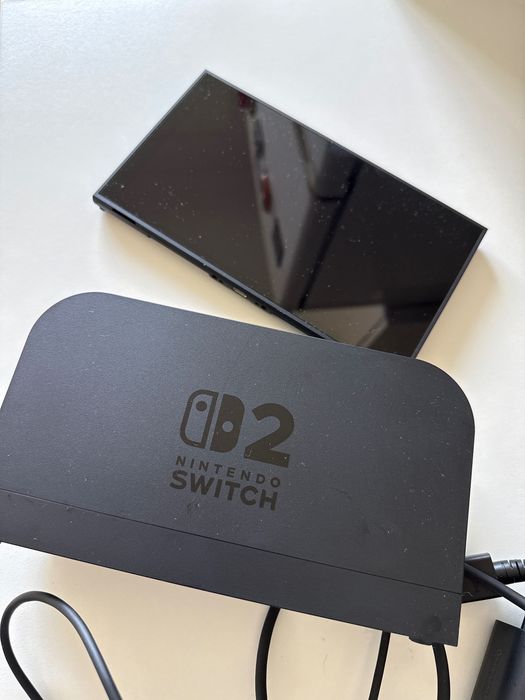 Console Nintendo Switch 2 + 4 jogos