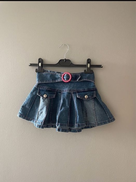 Dżinsowa spódniczka dziecięca