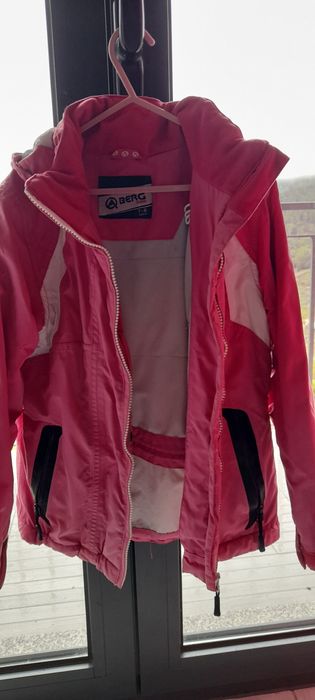 Casaco impermeável da Berg rosa 7-8 anos