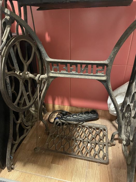 Maquina de costura singer