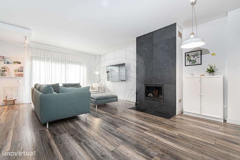 Moradia T4 para venda