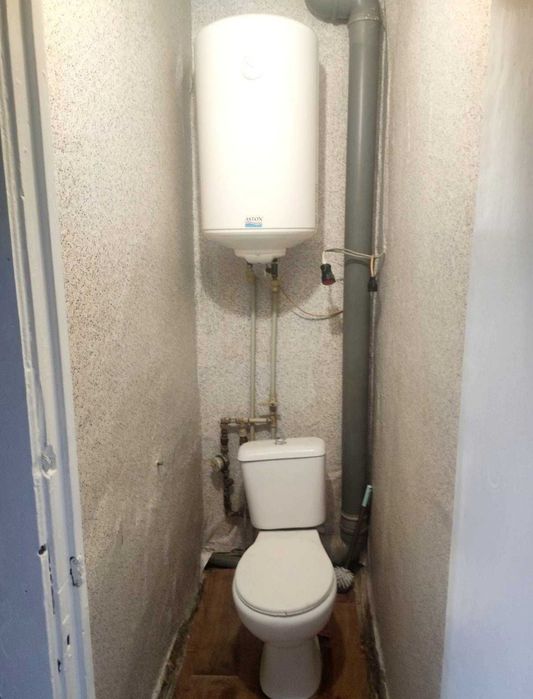 Продаж 2 кім квартири.