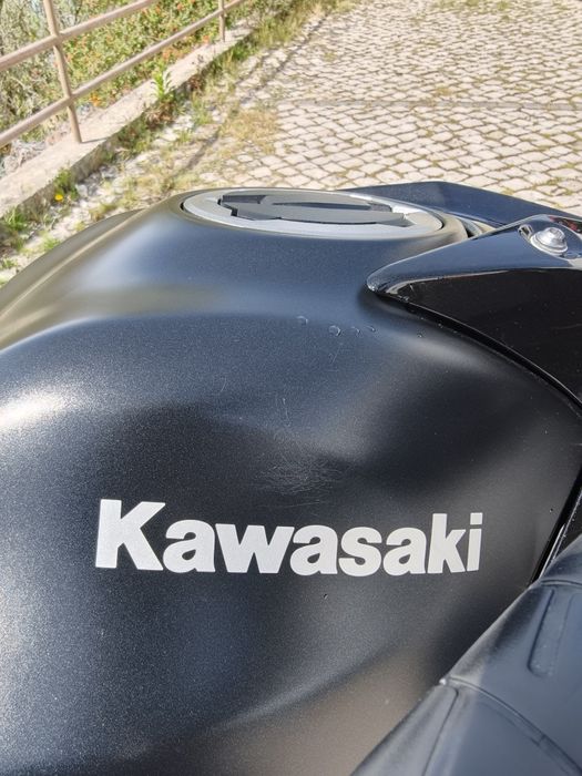 Kawasaki Z650 (2017) | 31.700 km | Muitos Extras | Pronta a andar