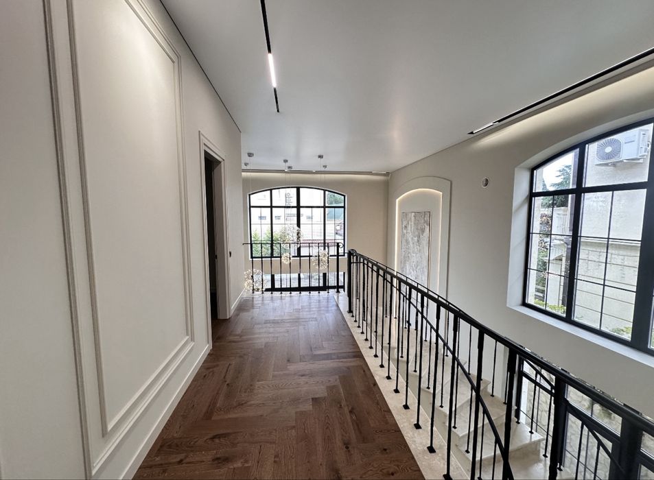 Дом по адресу ул. Спортивная (площадь 300 м²) - Atlanta.ua - фото 2