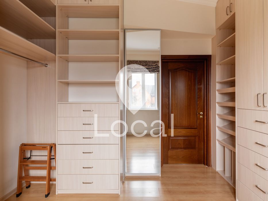 АВТОНОМНИЙ БУДИНОК 365 м² | Новообухівська траса | 15 кВт + Генератор