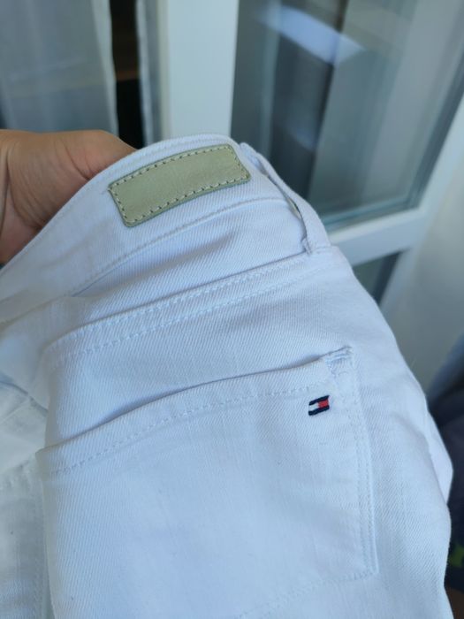 Tommy Hilfiger жіноча спідниця , (джинсова біла)