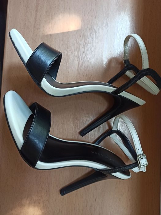 Sandały na szpilce New look biało czarne rozmiar 38