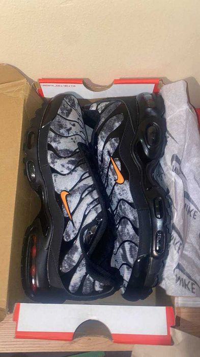 Spzedam buty / Nike TN Air Max / 43 / czarno - biale