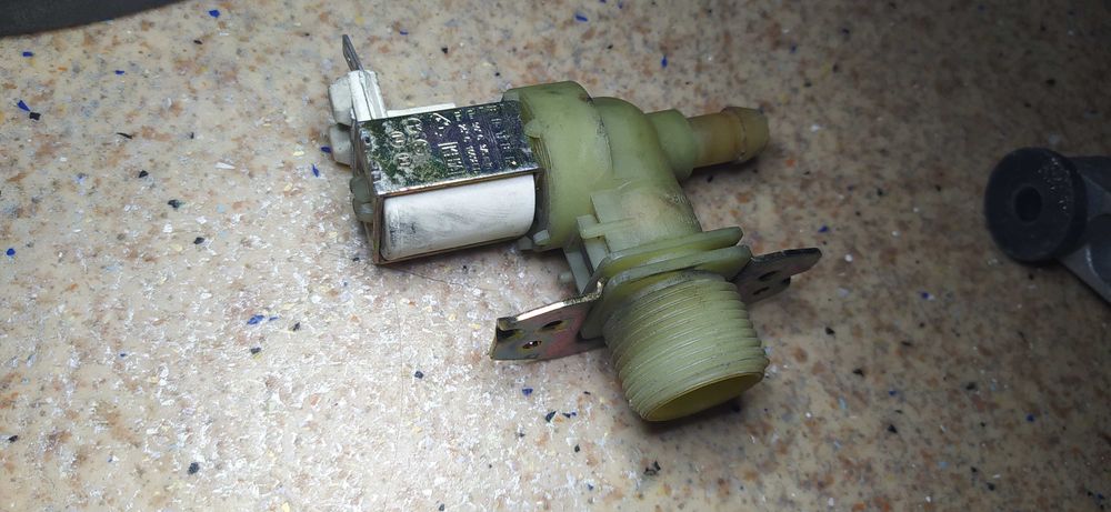 Запчасти стиральной машины Электродвигатель, сливной насос, клапан