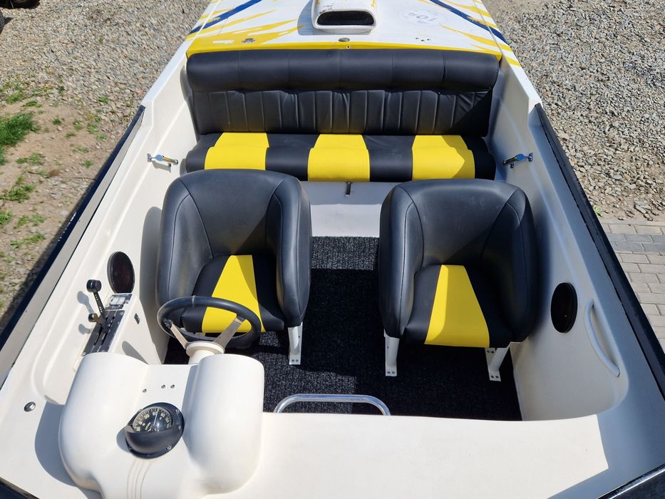 Motorówka Python Vector 7.4 V8