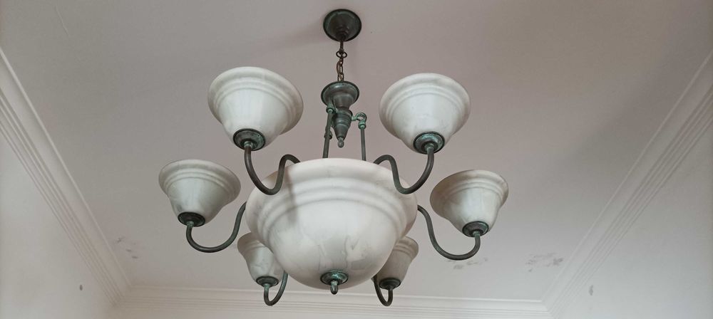 Candeeiro de teto para 9 lâmpadas
