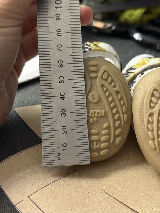 Всесезонне анатомічне взуття для собак 4 шт., антиковзка підошва 5р.