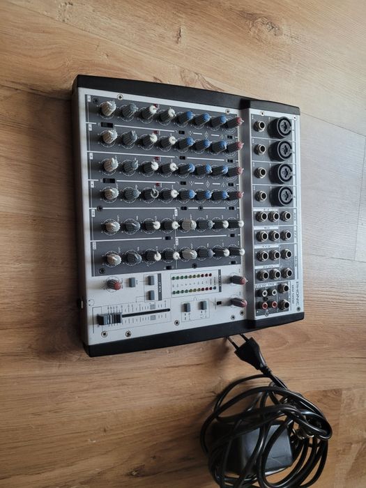 Mikser  Phonic MM1202