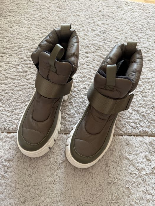 Жвночі черевики осінь guess