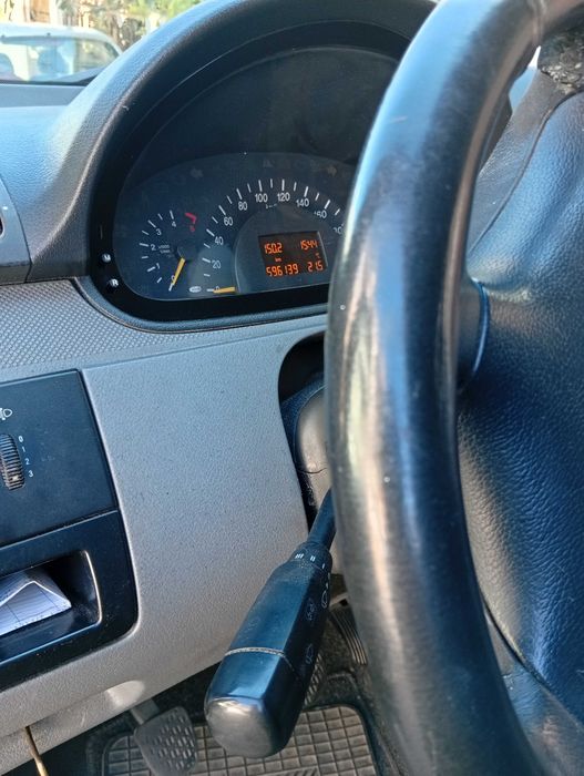 Carrinha 6 Lugares (Classe 1 na Via Verde) – Excelente Estado e Pronta a Andar!