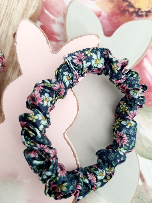 Gumki do włosów scrunchie w kwiatuszki, zestaw 3szt