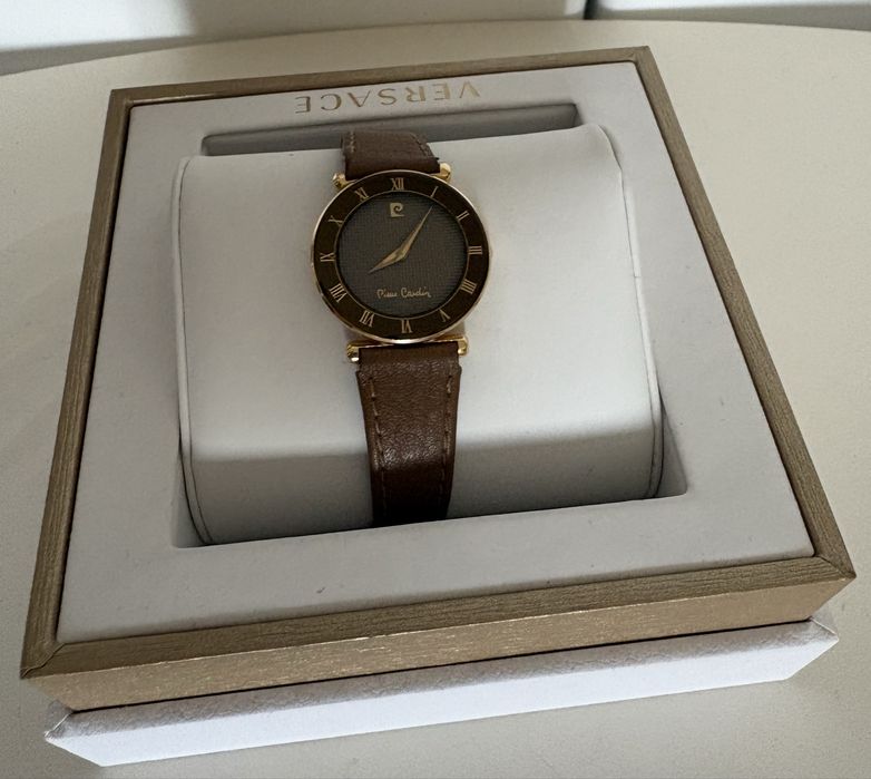 Pierre Cardin  Швейцария Chromachron SwissОпис:
